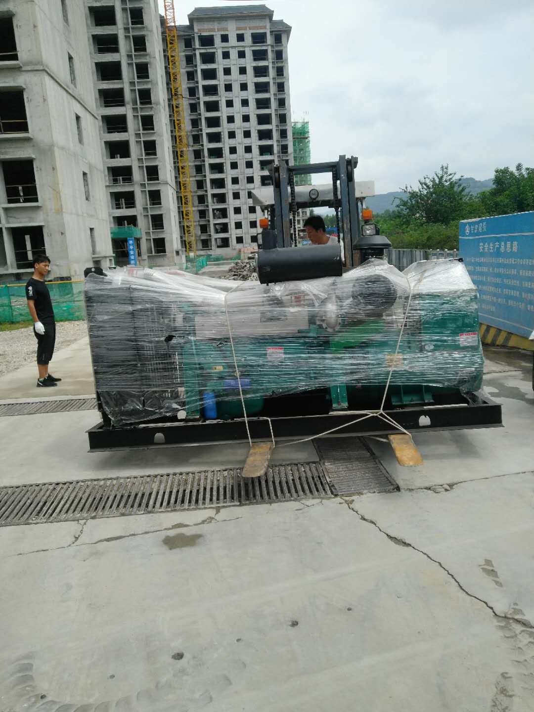  甘肅(sù)潮州晶安矿山(shān)机械集团(3G网站(zhan))價格