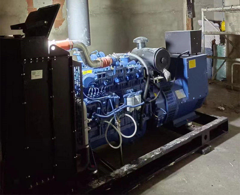 五裡鋪(pù)小學100kw玉(yù)柴安裝(zhuang)完成